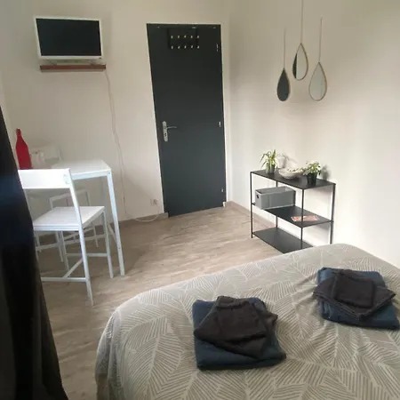 Chambre Chez L Habitant Audrey Saligny-sur-Roudon Exterior photo